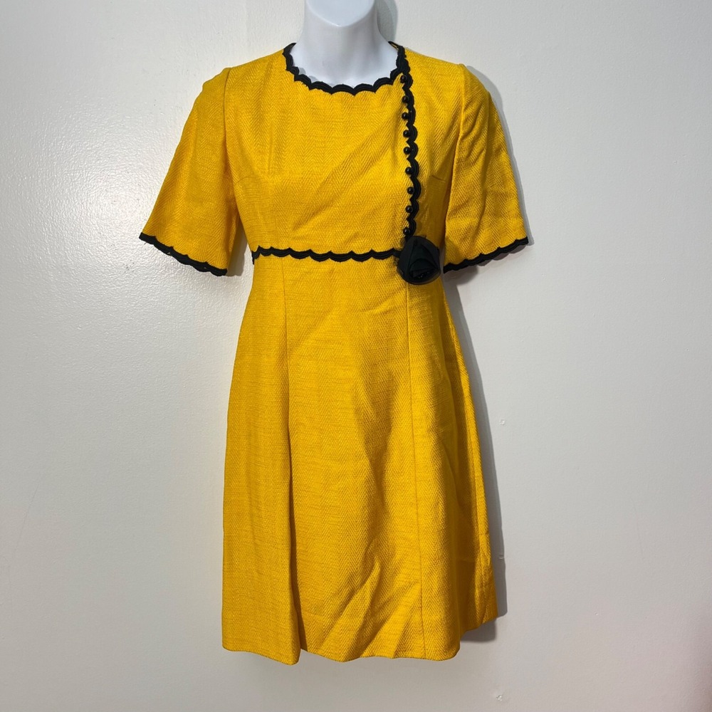 Vintage Mademoiselle Arlette Yellow‎ Dress With Black Trim & Rose Accent 1960's